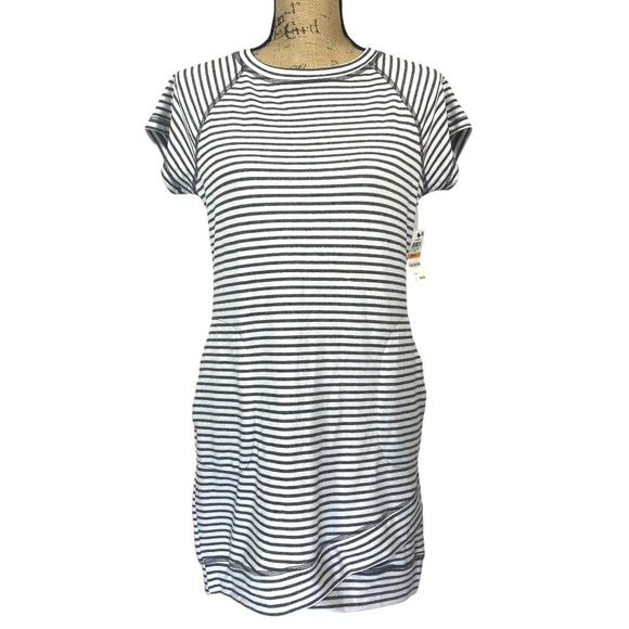 Ideology Dresses & Skirts - Ideology Cross-over Hem Dress